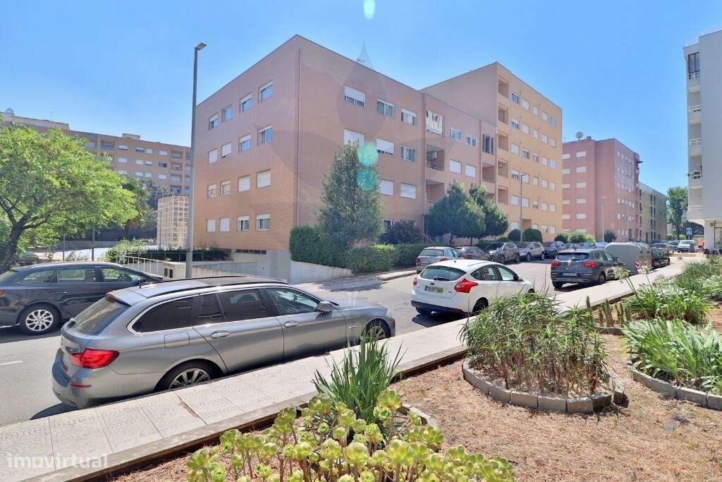 Apartamento T4 na freguesia de Lamaçães-43