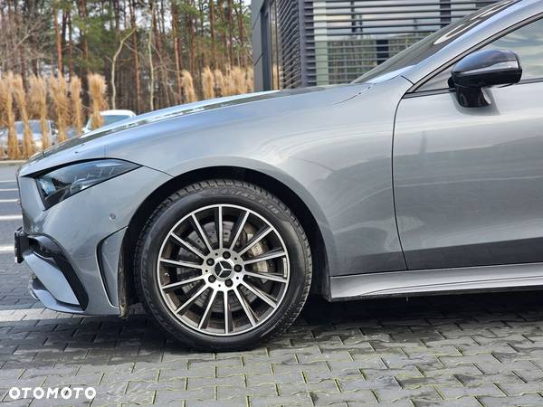 Mercedes-Benz CLS 300 d 4-Matic AMG - 13