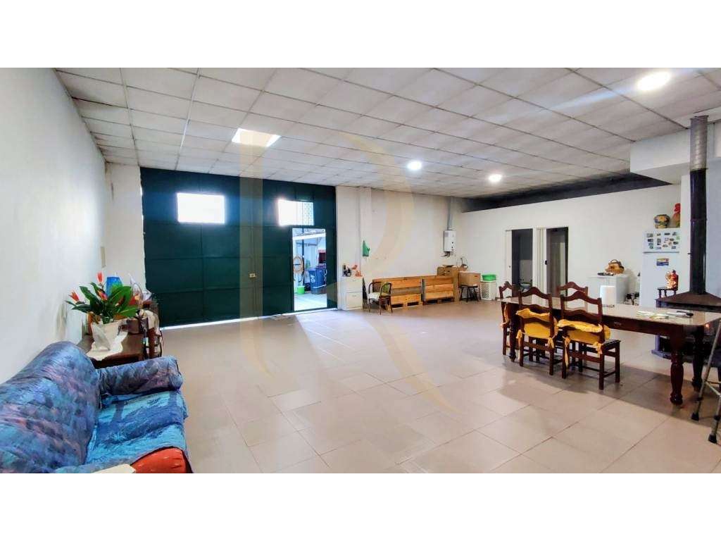 Armazém Transformado em habitação na Urbanização dos Fidalguinhos n... - Grande imagem: 5/23