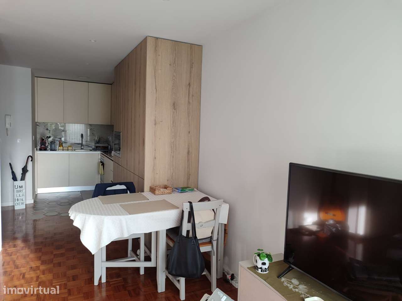 Excelente T1 c/ Varanda +Lavandaria - Próximo Metro e Baixa Portuense-3