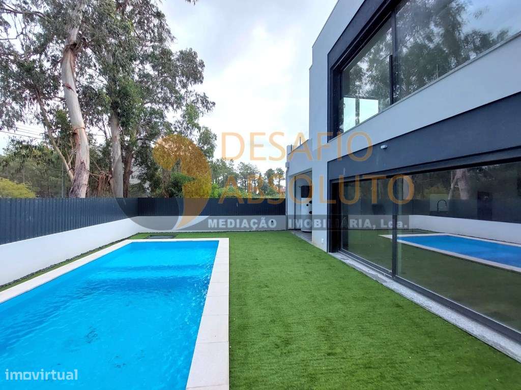 Moradia em Banda T3 + 1 - Lagoa de Albufeira, Sesimbra - Grande imagem: 2/31