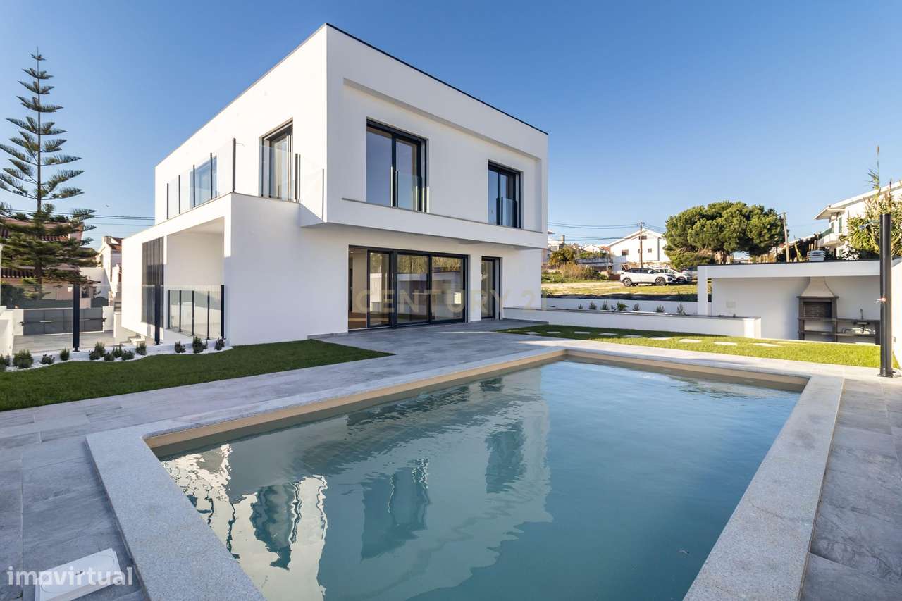 Moradia Nova T4 com piscina e garagem - Sobreda - Charneca de Caparica-39