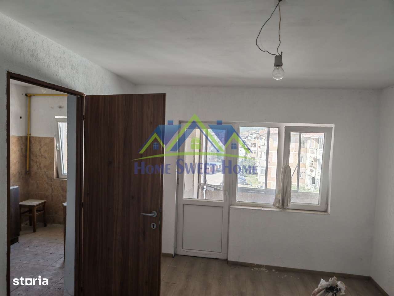 Garsonieră decomandată 25 mp, Hațeg – Str. Nicolae Titulescu, et. 4-0