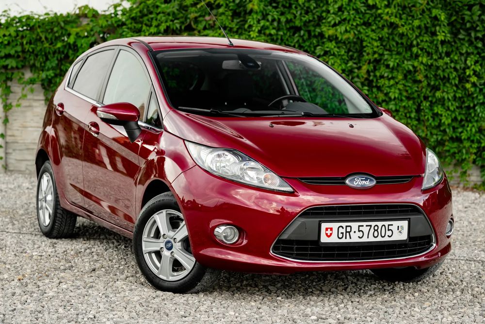 Ford Fiesta Mk7 (2008-) 1.6 Ti-VCT Ghia 2011