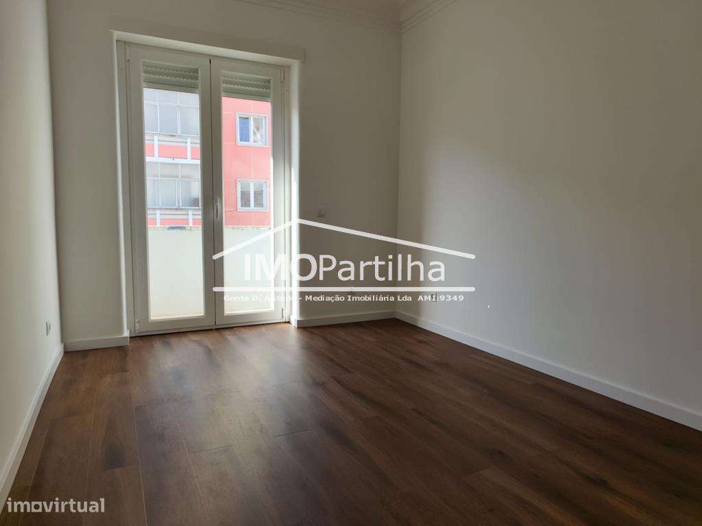 T2 P/ Arrendar em São Domingos de Benfica - Grande imagem: 5/12