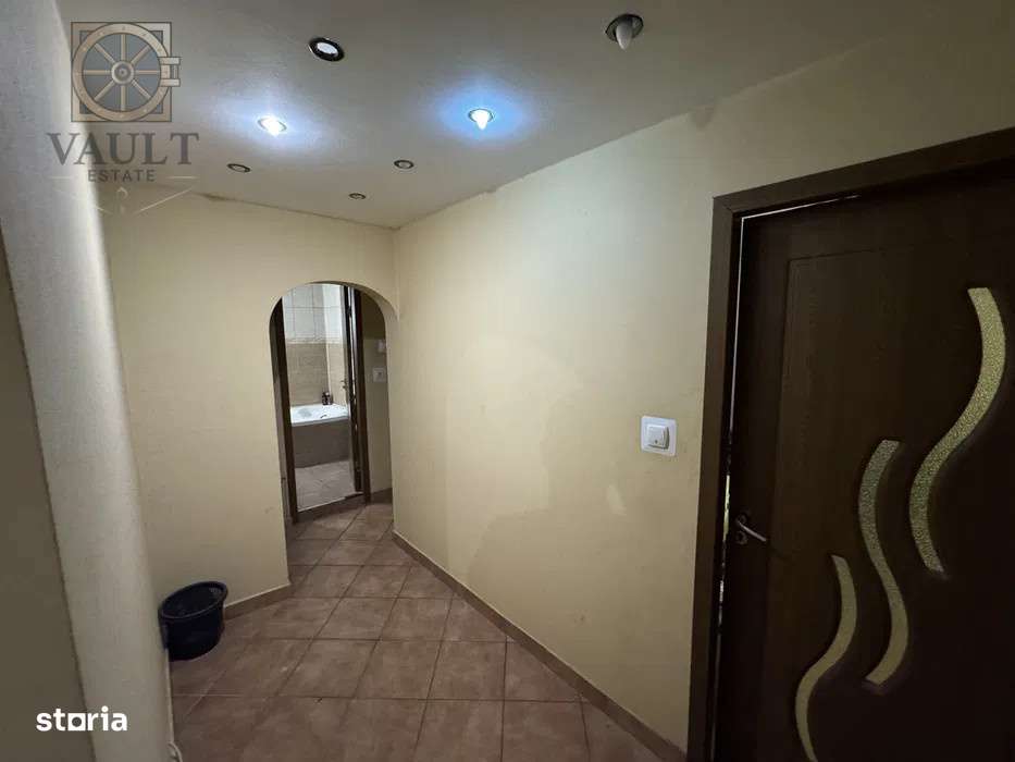 APARTAMENT 4 CAMERE-RAHOVA-BARCA-2 BALCOANE-2 BAI-DECOMANDAT - Imagine principală: 5/7