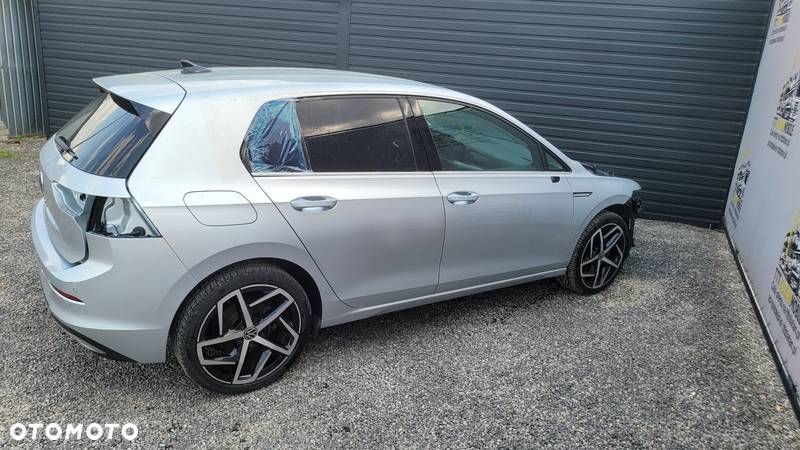 Volkswagen Golf - 15