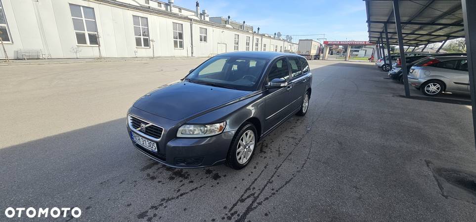 Volvo V50 1.6D DPF DRIVe Momentum - 36