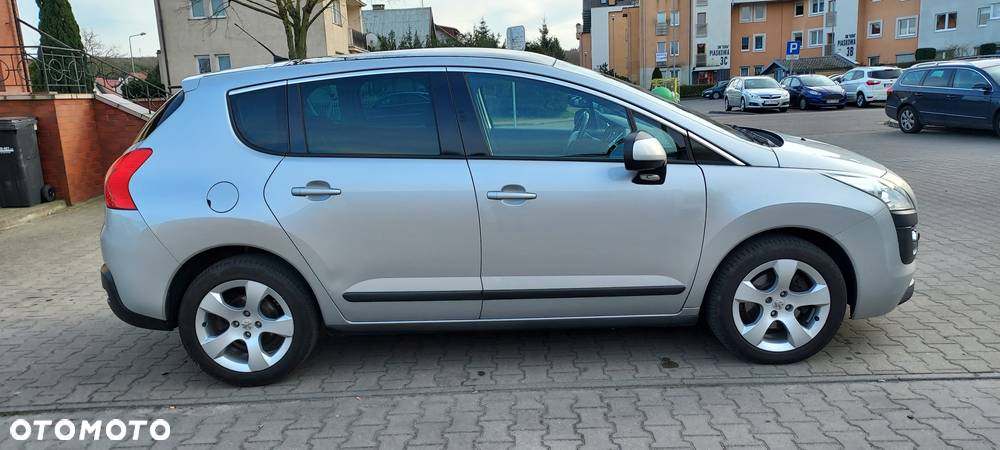 Peugeot 3008 HDi FAP 150 Platinum - 4