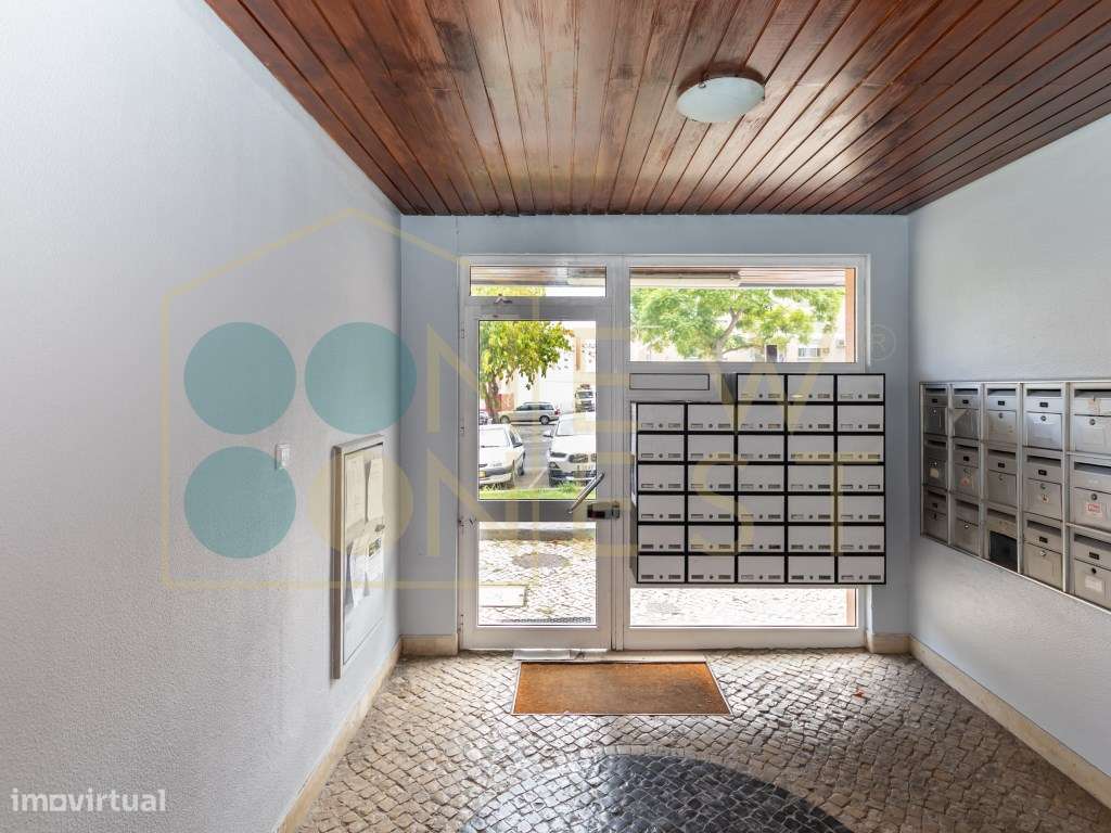 Apartamento T1 no Miratejo em Corroios - Excelente Localização-5