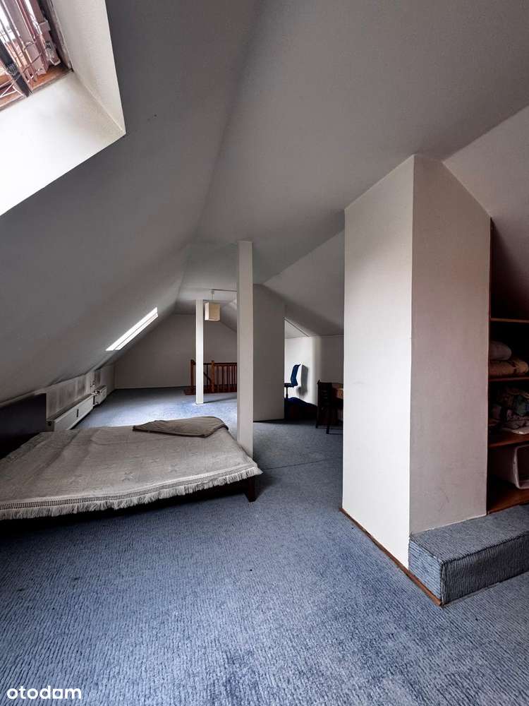 Na sprzedaż mieszkanie dwupoziomowe.-12