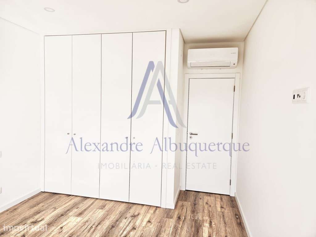 Moradia Contemporânea com Piscina na Lagoa de Albufeira-19