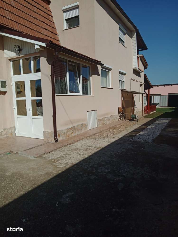 RAMDA,Casa de vanzare ,4 camere ,S+P+M, Santandrei ,teren, 1000 mp - Imagine principală: 2/20