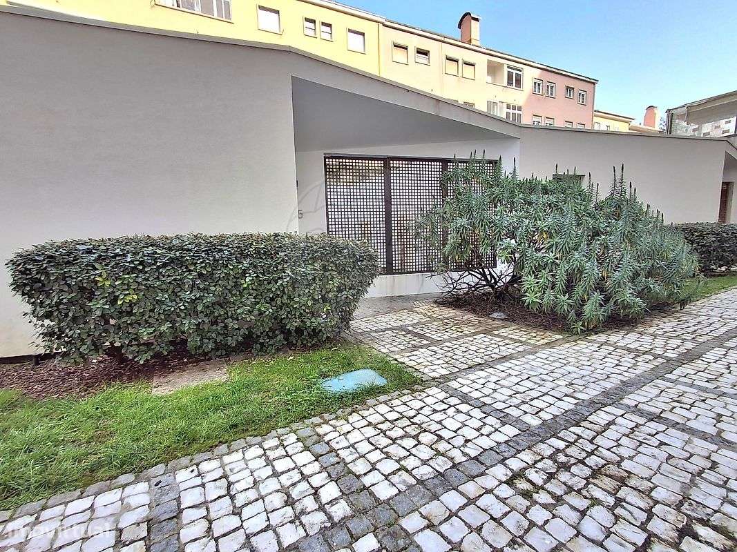 Moradia T1 para venda-7