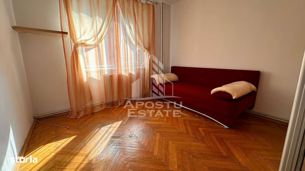 Apartament cu 3 Camere, Complexul Studentesc, Pet frendly - Imagine principală: 4/13
