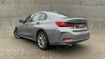 BMW Seria 3 320i - 8