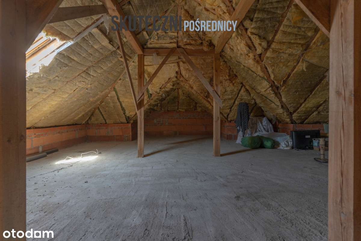 Dom jednorodzinny z piękną działką-12