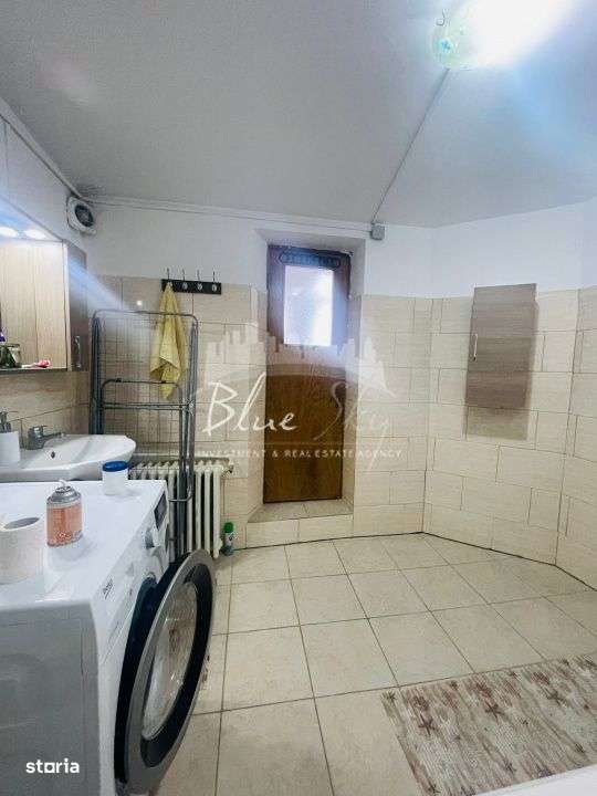 Casa interbelica - 5 camere, central, aproape de  Liceul Pedagogic si - Imagine principală: 5/18