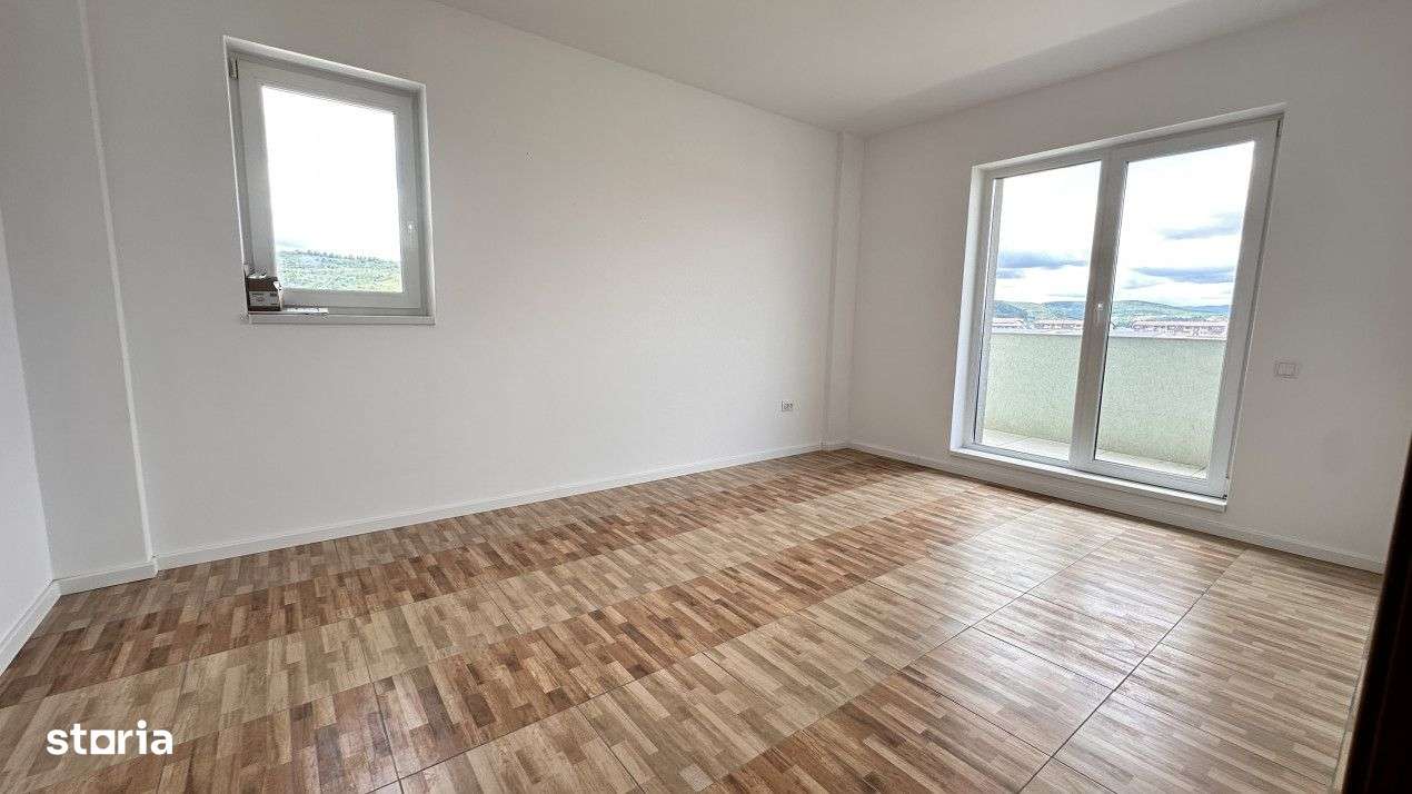 Comision 0!Ap 2 camere+parcare si terasa 18 mp,finisat ,Floresti,str D-8