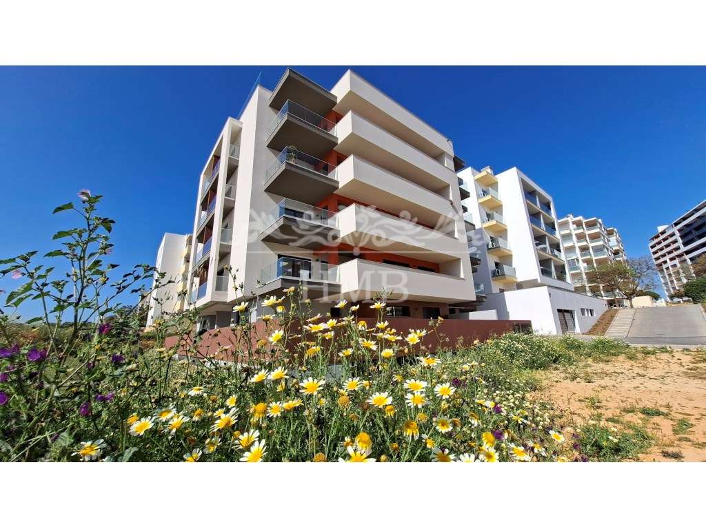 T2+1 no Bonin Village - Oportunidade Única, piscina e garagem na Qu...-12