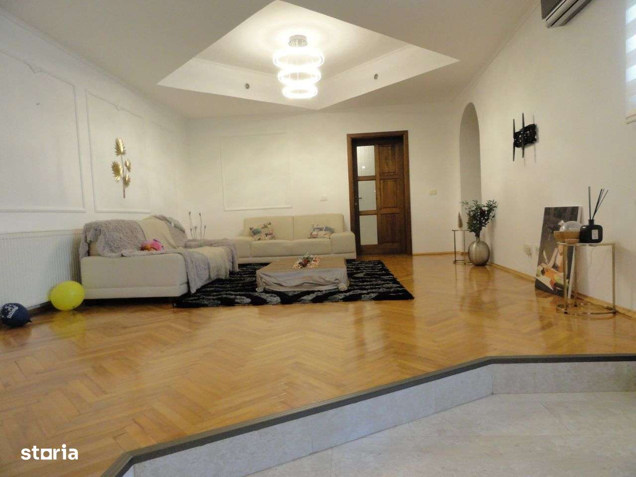 Casa frumoasa pe un singur nivel in Gradiste aproape de Podgoria - Imagine principală: 1/20