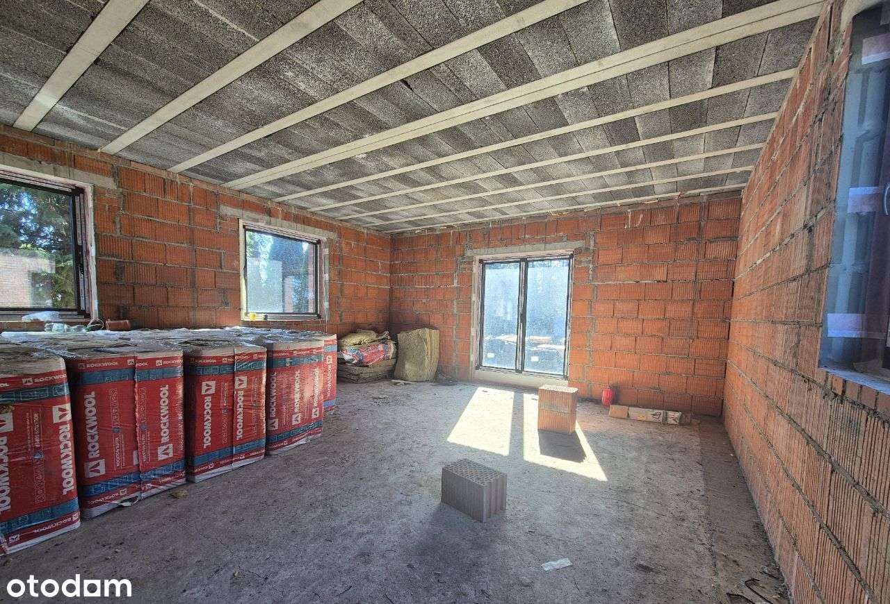 Działka 349/7 z domem jednorodzinnym, b. dobre wykonanie;  ostatni dom-14