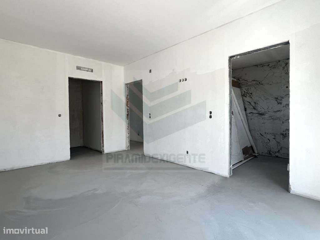 Moradia Isolada, Final Construção, Garagem - Pinhal General-19