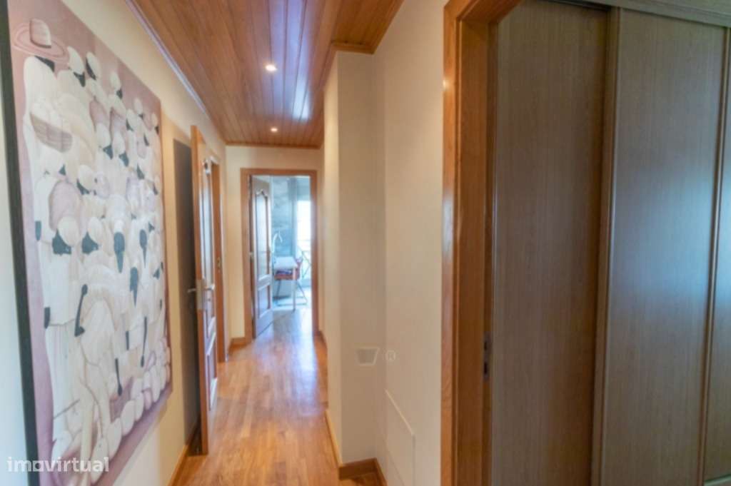 Apartamento T3 Condomínio Fechado com Piscina - Grande imagem: 4/19