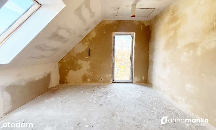 Funkcjonalny dom z garderobą i pralnią!-3