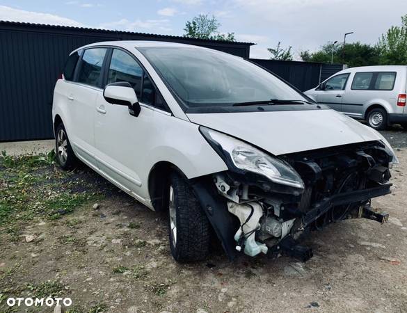 Peugeot 5008 1.6 HDi Active - 24