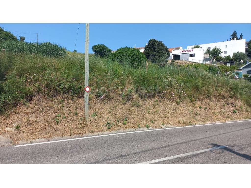 Terreno Urbano com 882 m² , em Pernes - Viabilidade de Construção - Grande imagem: 5/10