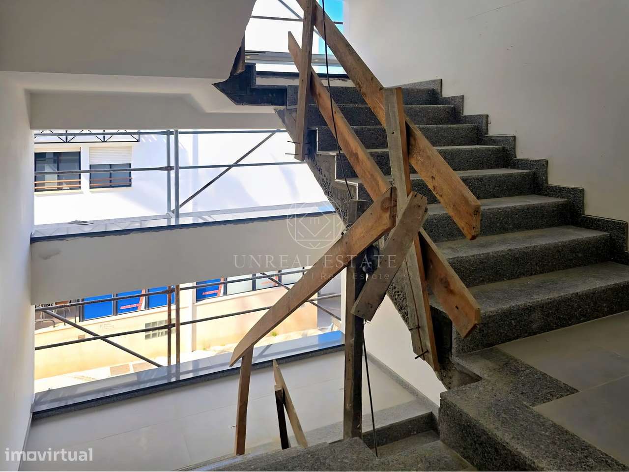 Apartamento T2 e T3 Premium na Zona Histórica de Torres Novas com Parq-35