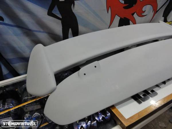 Aileron / lip / spoiler traseiro para Honda Civic EK 96-01 3 portas type r look com espaço para a 3ª luz de stop - 12