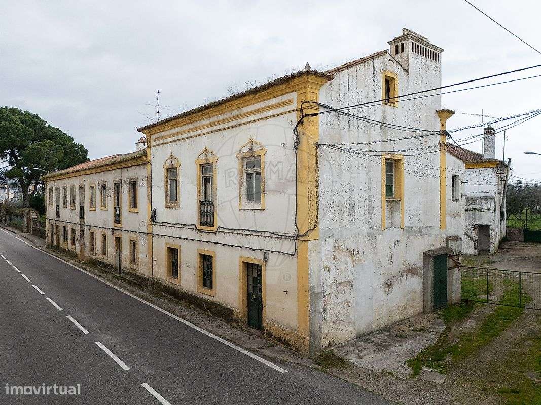 Moradia T8 para venda - Grande imagem: 3/9