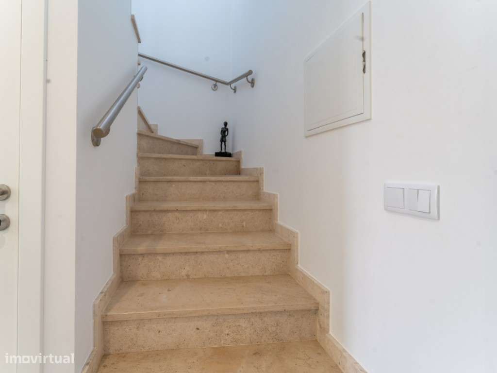 Moradia V4 com piscina aquecida, jardim e garagem em Alfeizerão (Co...-17