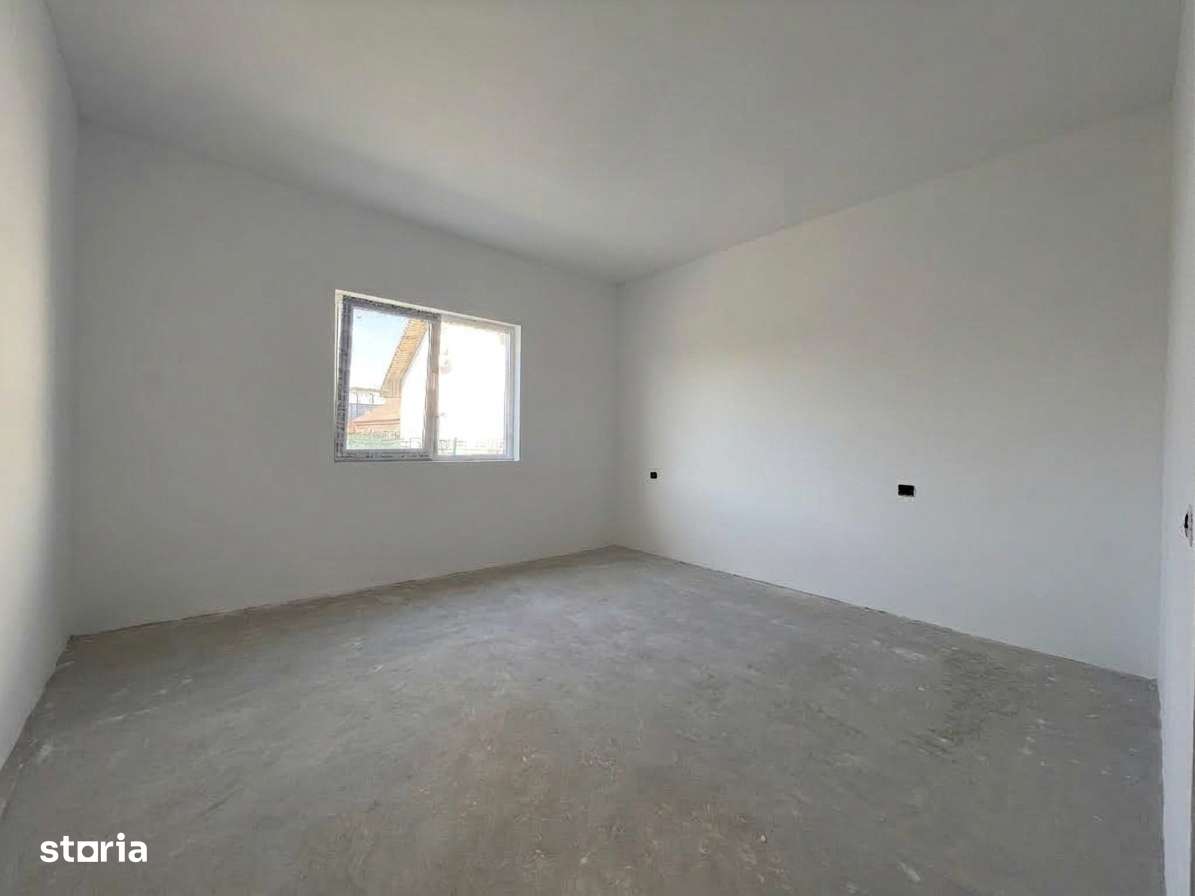 Casă P+M cu 6 Camere - Lumina | ZONĂ CENTRALĂ-4