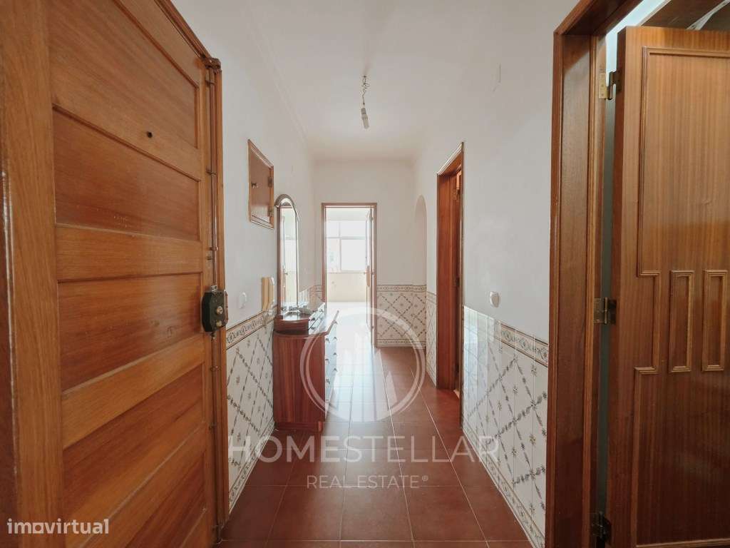 Apartamento T3 com varanda e arrecadação-34