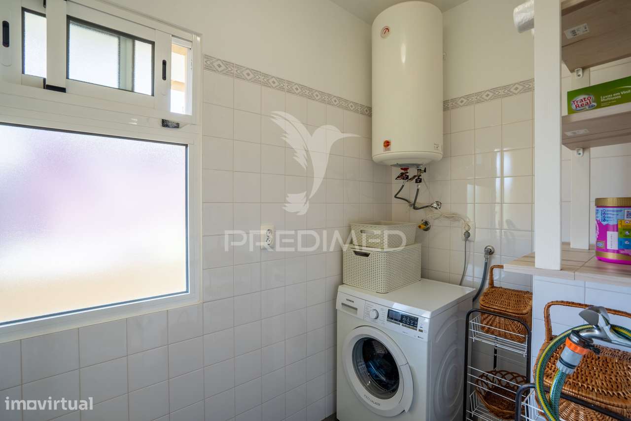 APARTAMENTO T2 + Sótão, No CANIÇO BAIXO-16