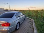 BMW Seria 3 320i Aut. - 3