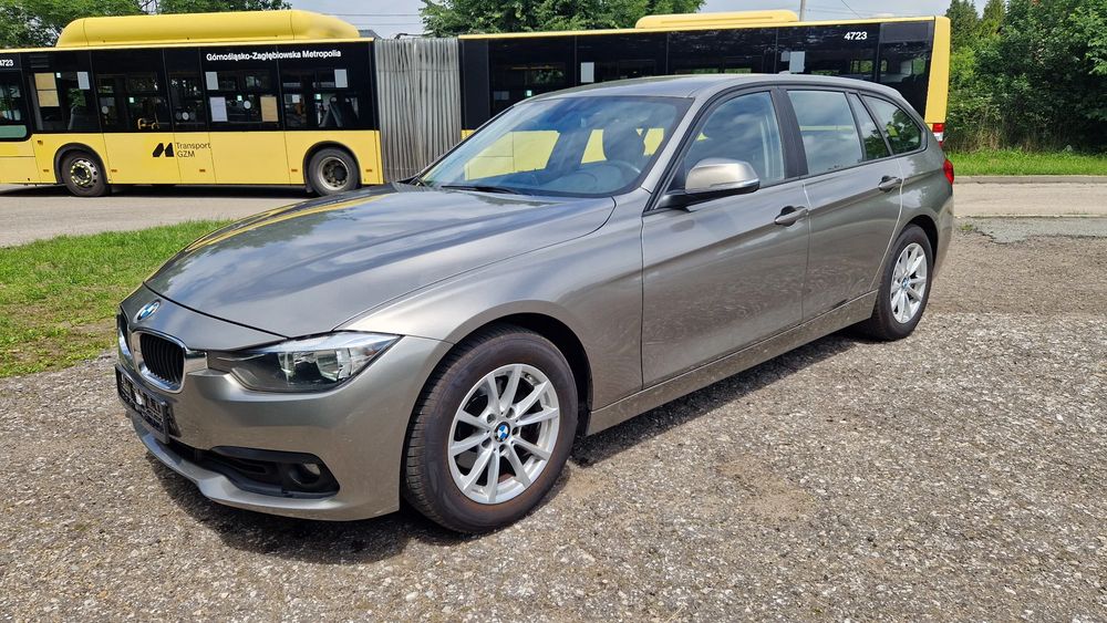 BMW 3 Series F30/F31 (2012-2020) 316d Modern Line 2016