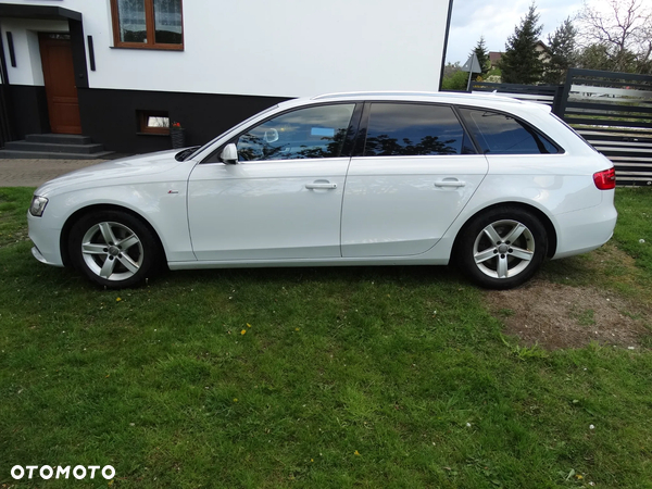 Audi A4 Avant 2.0 TDI DPF Ambiente - 6