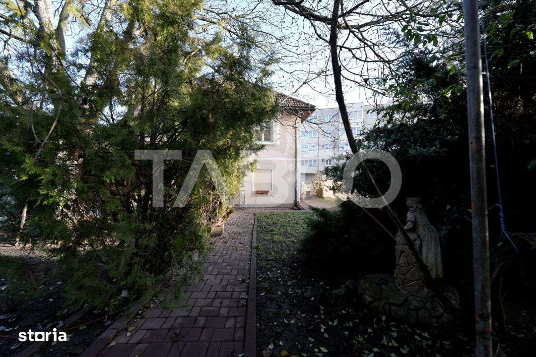 Casa individuala de vanzare cu 5 camere 2 balcoane zona Centrala - Imagine principală: 3/16