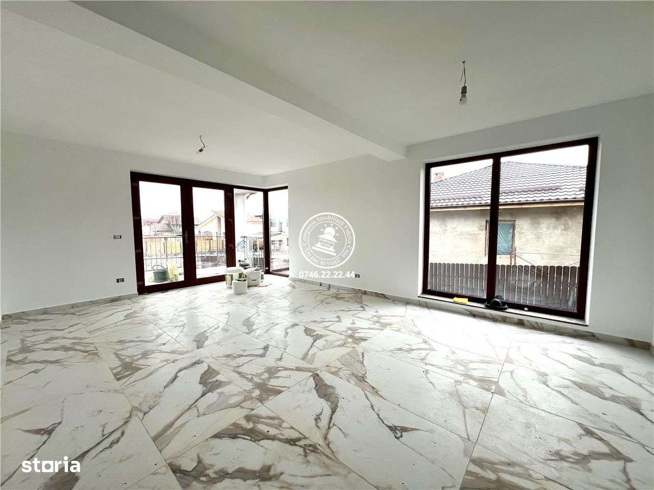 Vila deosebita cu 6 camere si 500mp teren in Ciurbesti - Imagine principală: 5/12