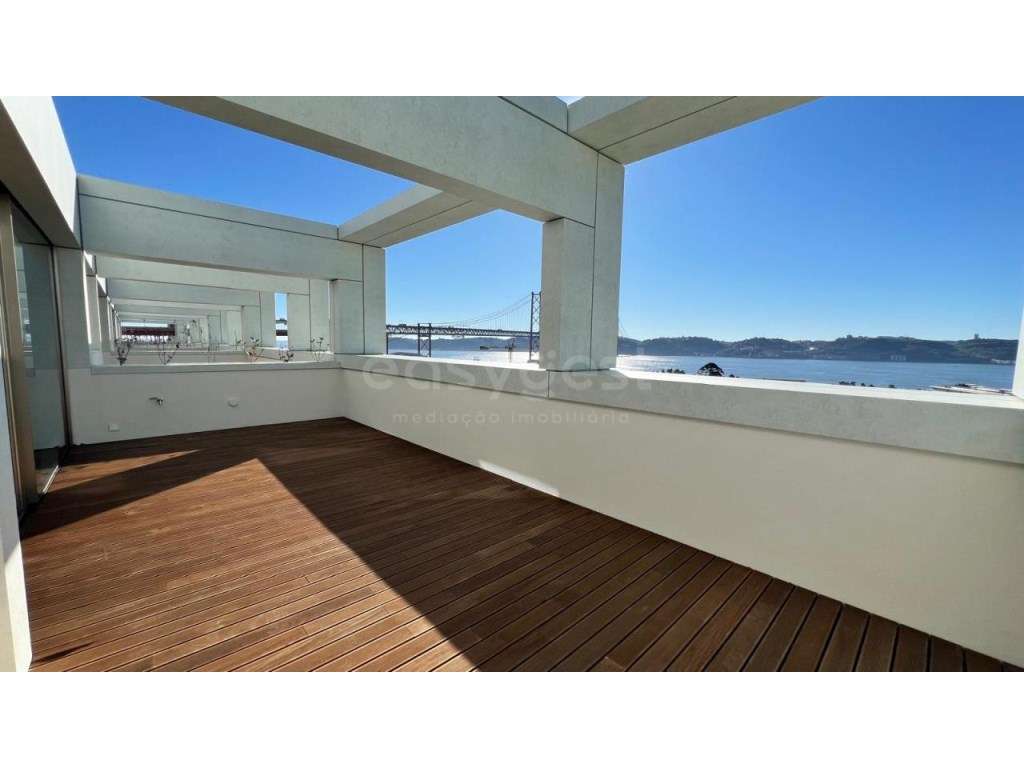 Moradia V5 - Casas de Santo Amaro - Alcântara - Grande imagem: 2/37