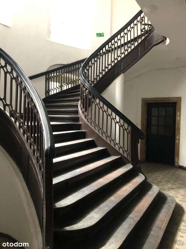 XVIII wieczny pałac w sercu Wrocławia na sprzedaż-16