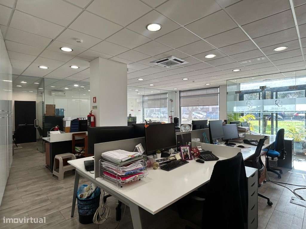 Espaço Comercial com 122 m² junto ao Metro do Cabo Ruivo - Grande imagem: 4/21