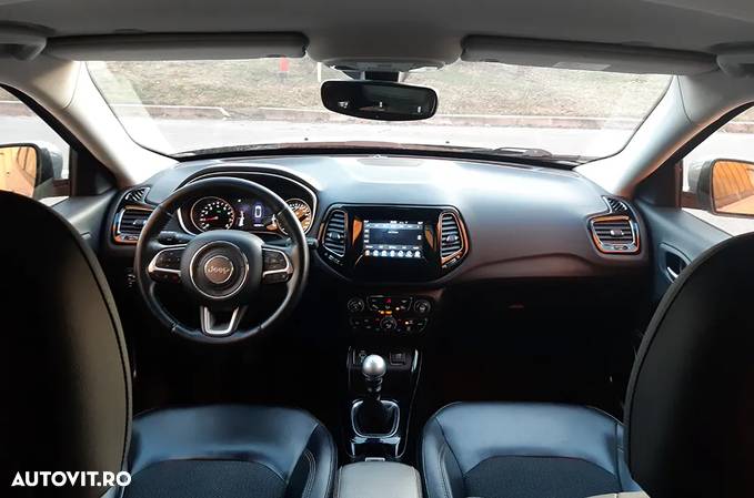 Jeep Compass 1.4 M-Air 4x2 Limited - 16