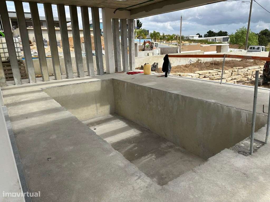Moradia T5 de Luxo | Vila Alegre, Fernão Ferro-27
