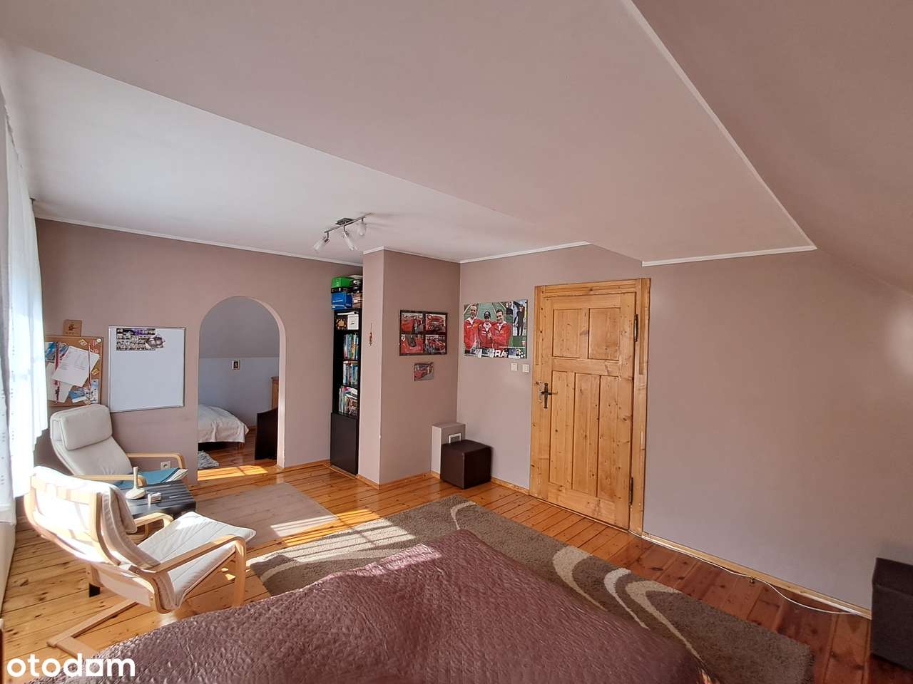 Ładny dom w willowej części Sobieszowa, wygodny,gotowy do zamieszkania-12