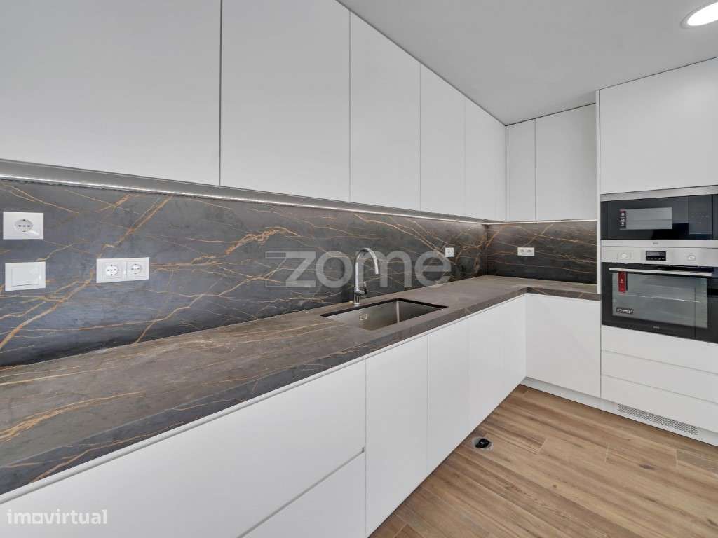 Moradia T6 Famões-7